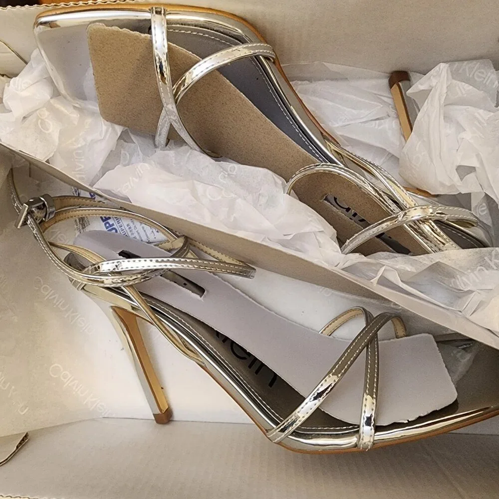 Calvin Klein Womens Tegin Str Silver 7.5M - A006 - Picture 9 of 11